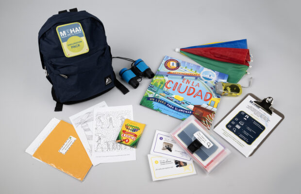 Cada Paquete de Exploración incluye actividades diseñadas para involucrar a niños de 3 a 7 años y para que familias de todos tipos vayan aprendiendo mientras exploran el museo juntos.