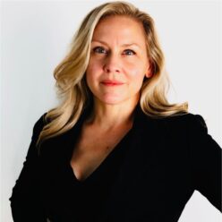 Lara Zarowsky