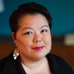 Naomi Ishisaka