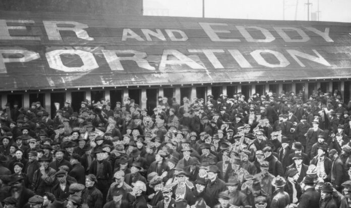 General strike participants leaving shipyards, Seattle, February 1919