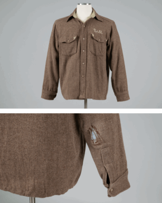 Brown wool shop coat with Bill embroidered on the front right shoulder