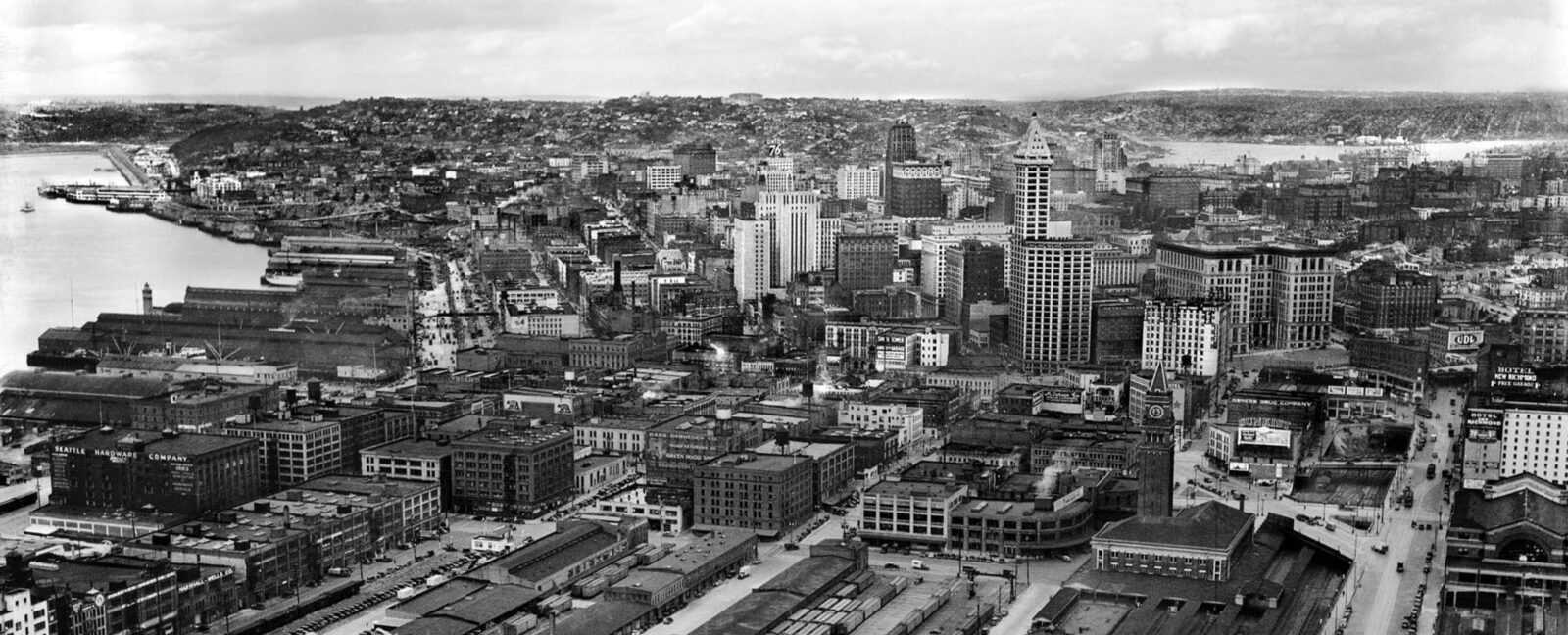 Black and white aerial view of Seattle from south, 1935.
