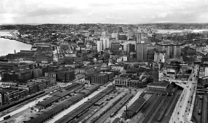 Black and white aerial view of Seattle from south, 1935.